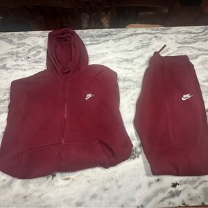 Nike 2pc Men’s Jogging Suit(Maroon)